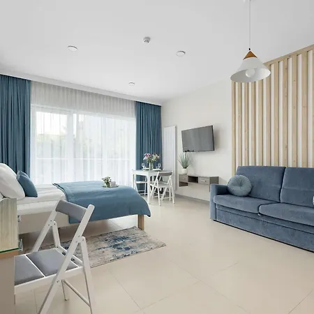 Jasne Z Parkingiem & Balkonem, Blisko Plazy By Renters Apartmán Mielno (Koszalin)