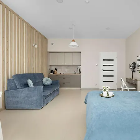 Apartmán Jasne Z Parkingiem & Balkonem, Blisko Plazy By Renters *